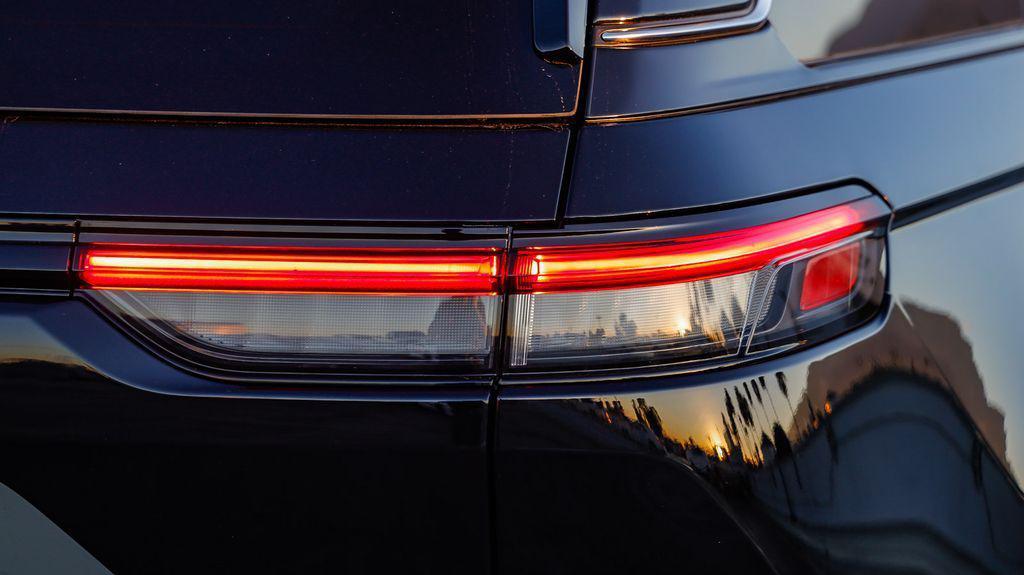 new 2025 Jeep Grand Cherokee car, priced at $36,537