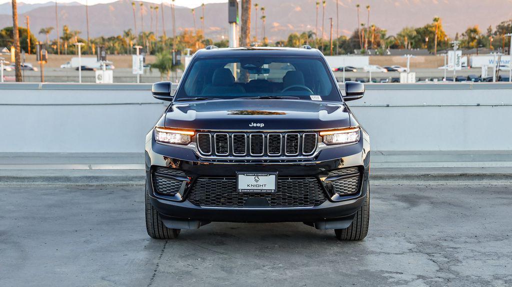 new 2025 Jeep Grand Cherokee car, priced at $36,537