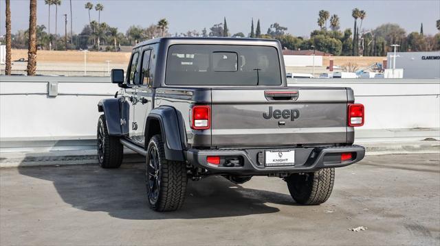 new 2025 Jeep Gladiator car, priced at $35,385