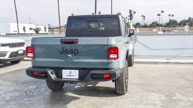 new 2025 Jeep Gladiator car, priced at $42,905