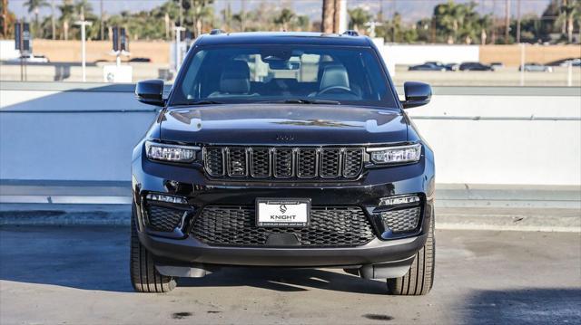 new 2025 Jeep Grand Cherokee car, priced at $39,535