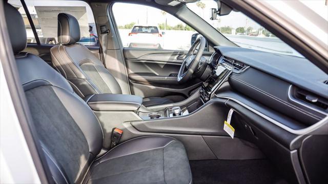 new 2025 Jeep Grand Cherokee car, priced at $34,635