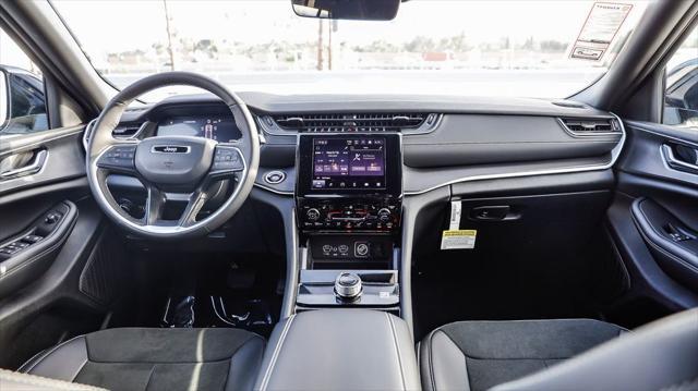 new 2025 Jeep Grand Cherokee car, priced at $34,635