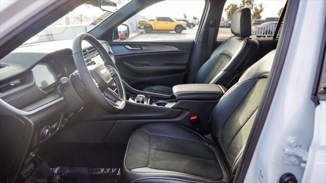 new 2025 Jeep Grand Cherokee car, priced at $34,635