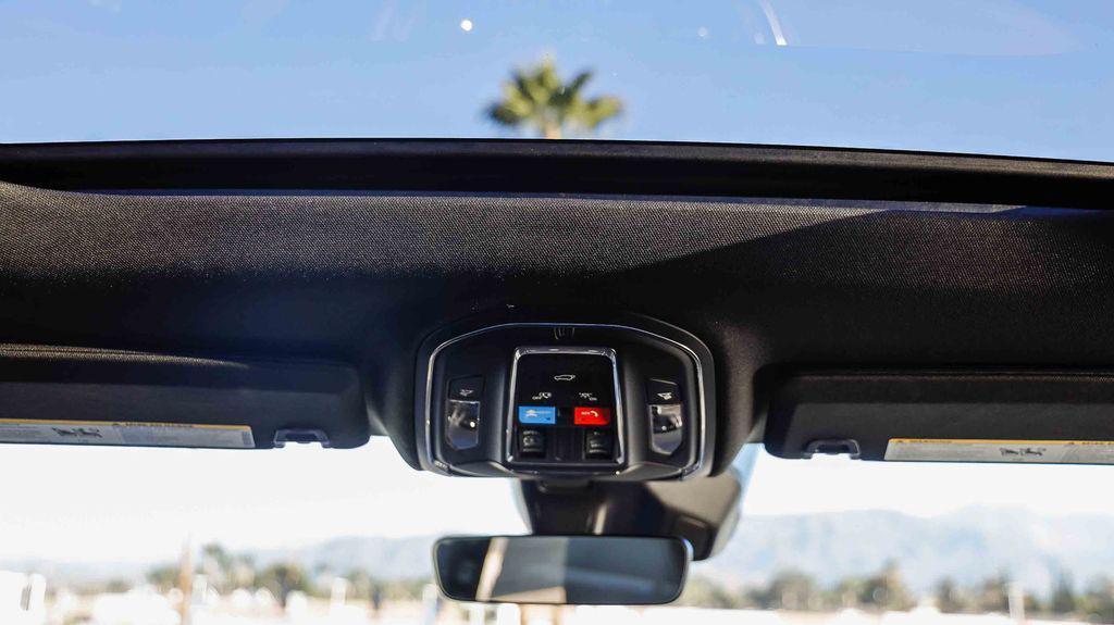 new 2025 Jeep Grand Cherokee L car, priced at $38,349