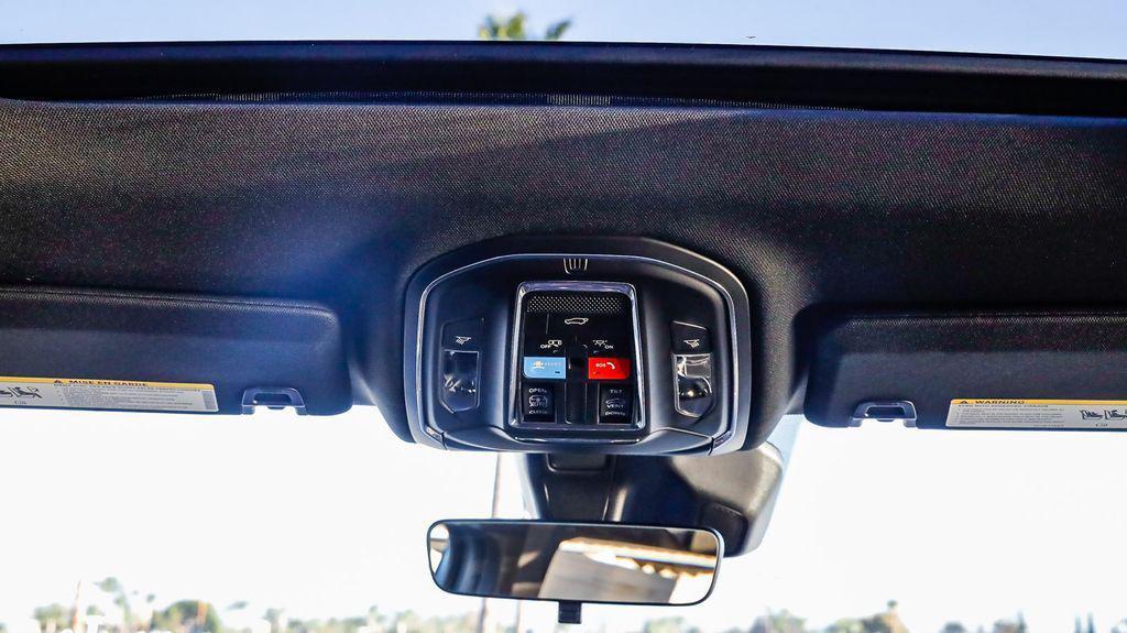 new 2025 Jeep Grand Cherokee L car, priced at $39,172
