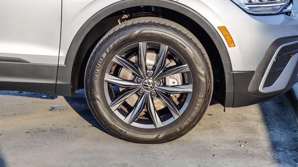 used 2022 Volkswagen Tiguan car, priced at $18,495