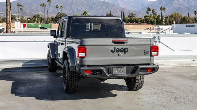 used 2022 Jeep Gladiator car, priced at $27,288