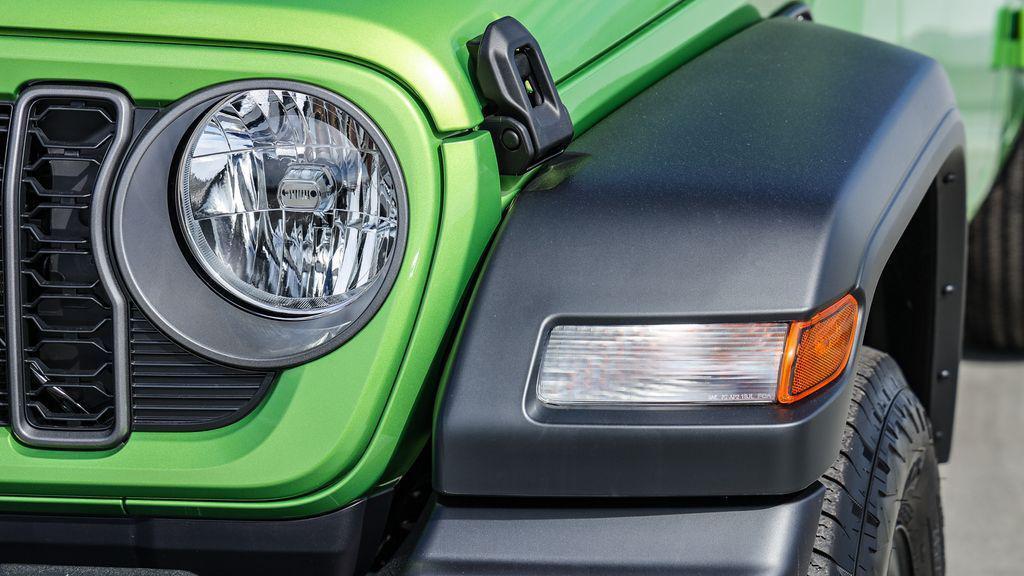 new 2025 Jeep Wrangler car, priced at $36,980