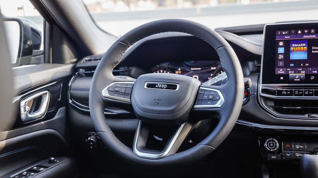 new 2025 Jeep Compass car, priced at $25,255