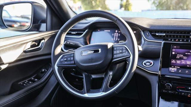 new 2025 Jeep Grand Cherokee car, priced at $31,175