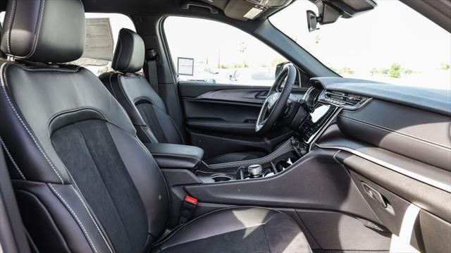 new 2025 Jeep Grand Cherokee L car, priced at $34,675