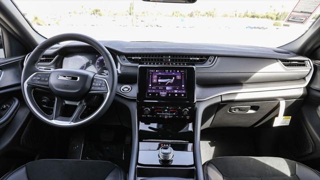 new 2025 Jeep Grand Cherokee L car, priced at $34,675