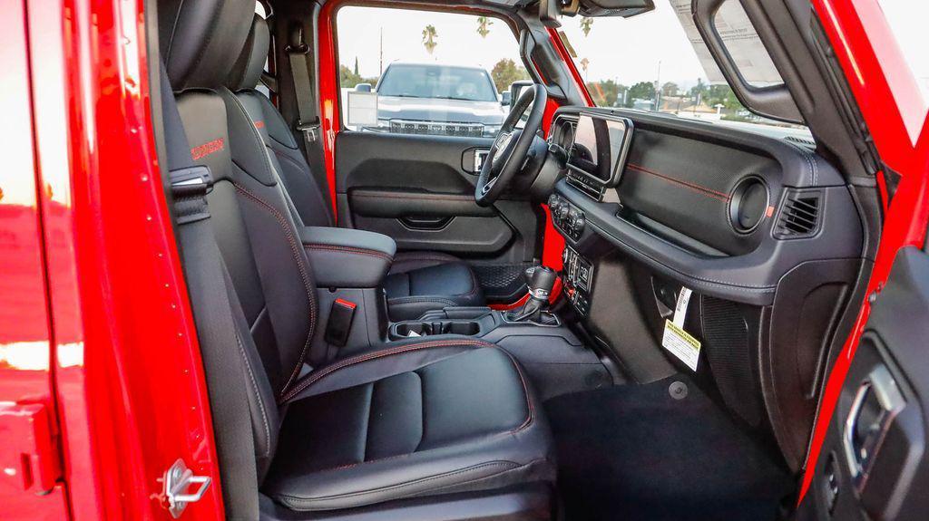 new 2025 Jeep Wrangler car, priced at $59,825