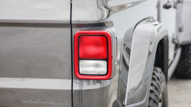new 2025 Jeep Gladiator car, priced at $44,985