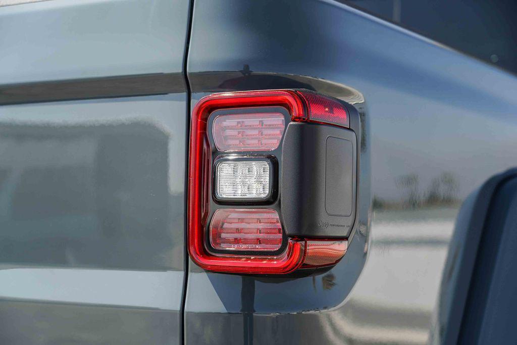 new 2025 Jeep Gladiator car, priced at $52,416