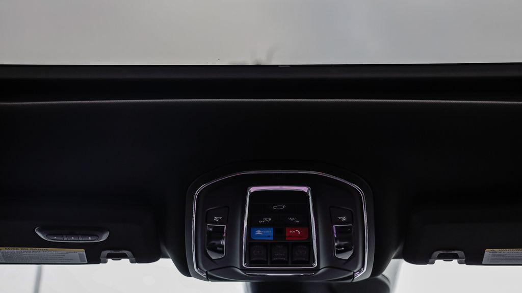 new 2025 Jeep Grand Cherokee L car, priced at $38,089