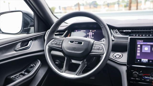 new 2025 Jeep Grand Cherokee car, priced at $34,780