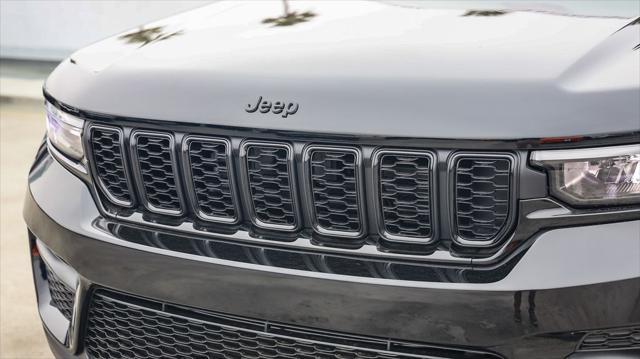 new 2025 Jeep Grand Cherokee car, priced at $34,780