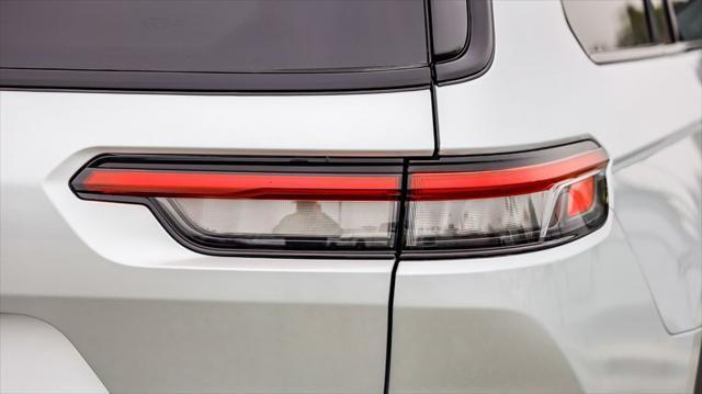 new 2025 Jeep Grand Cherokee L car, priced at $38,475