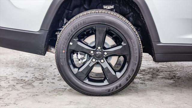new 2025 Jeep Grand Cherokee L car, priced at $38,475