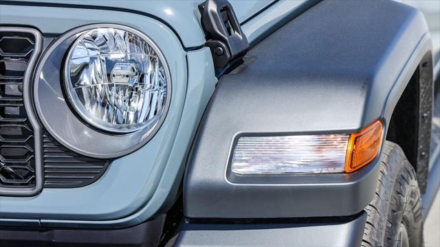 new 2025 Jeep Wrangler car, priced at $45,311