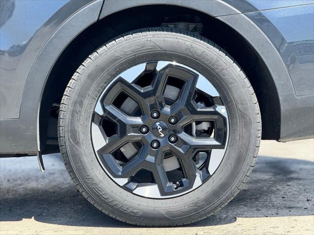 used 2024 Kia Sorento car, priced at $28,695