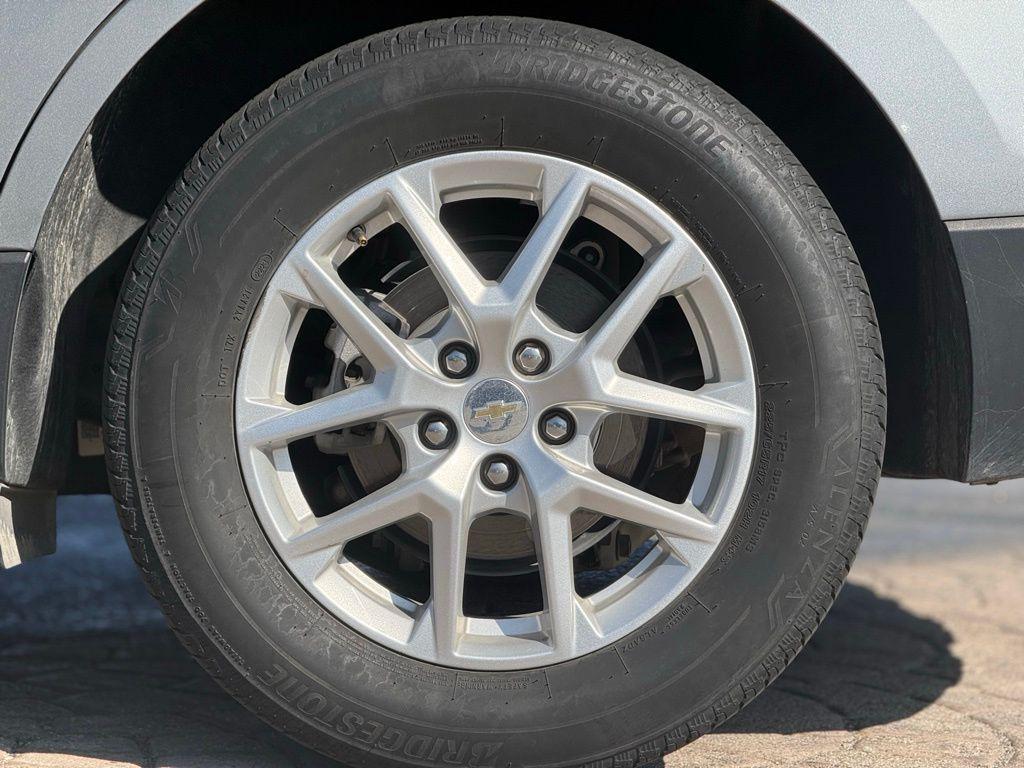 used 2024 Chevrolet Equinox car, priced at $20,750