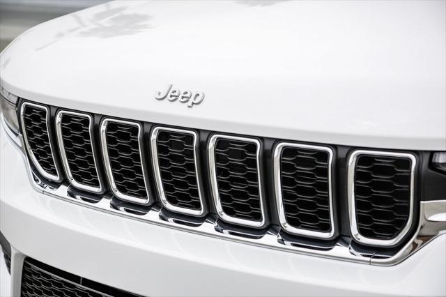 new 2024 Jeep Grand Cherokee car, priced at $37,080