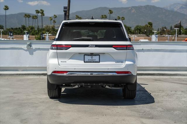 new 2025 Jeep Grand Cherokee car, priced at $44,590