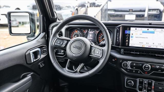 new 2025 Jeep Wrangler car, priced at $42,080