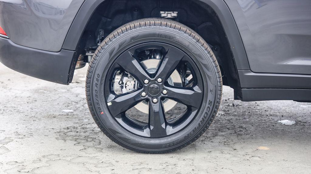 new 2025 Jeep Grand Cherokee car, priced at $36,912