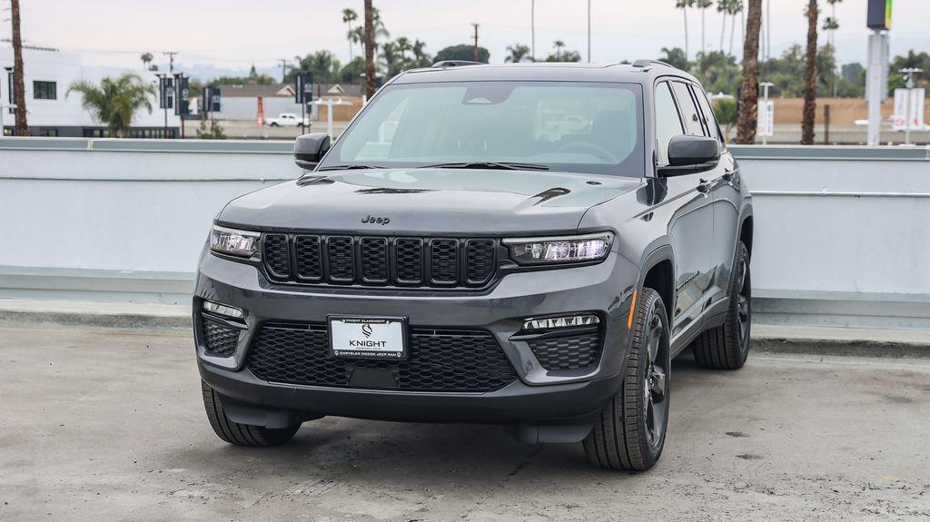 new 2025 Jeep Grand Cherokee car, priced at $36,912