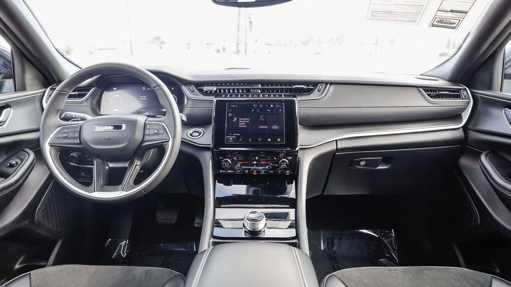 used 2024 Jeep Grand Cherokee L car, priced at $30,595