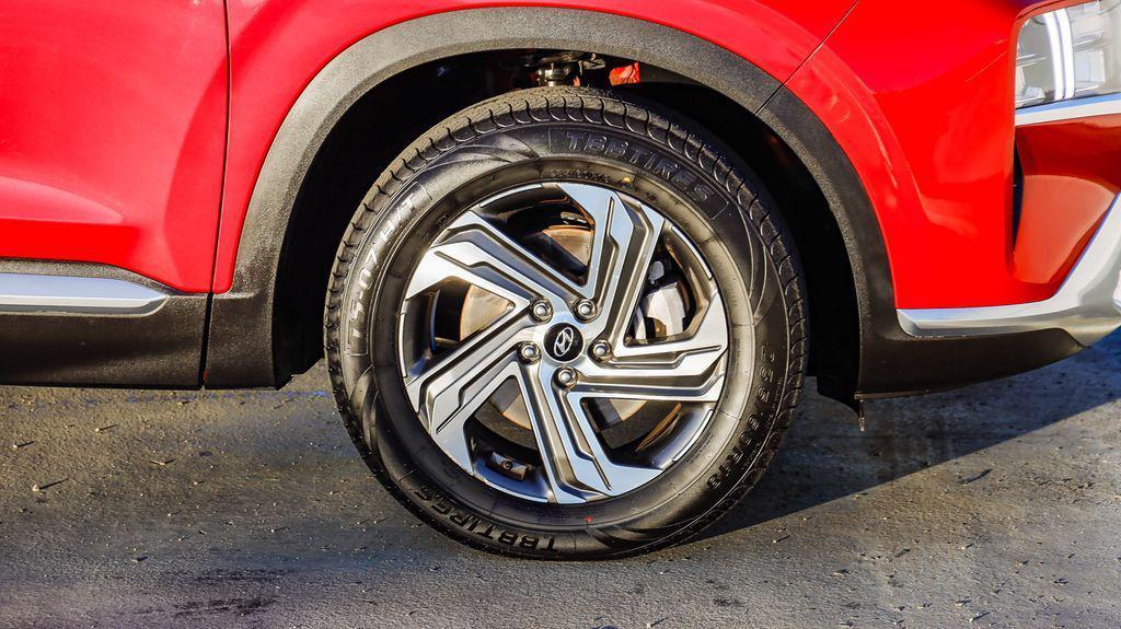 used 2021 Hyundai Santa Fe car, priced at $17,295