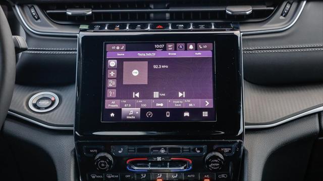 new 2025 Jeep Grand Cherokee L car, priced at $40,075