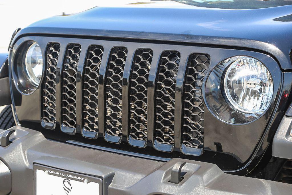 used 2023 Jeep Gladiator car, priced at $25,888