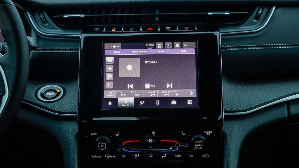 new 2025 Jeep Grand Cherokee L car, priced at $41,080