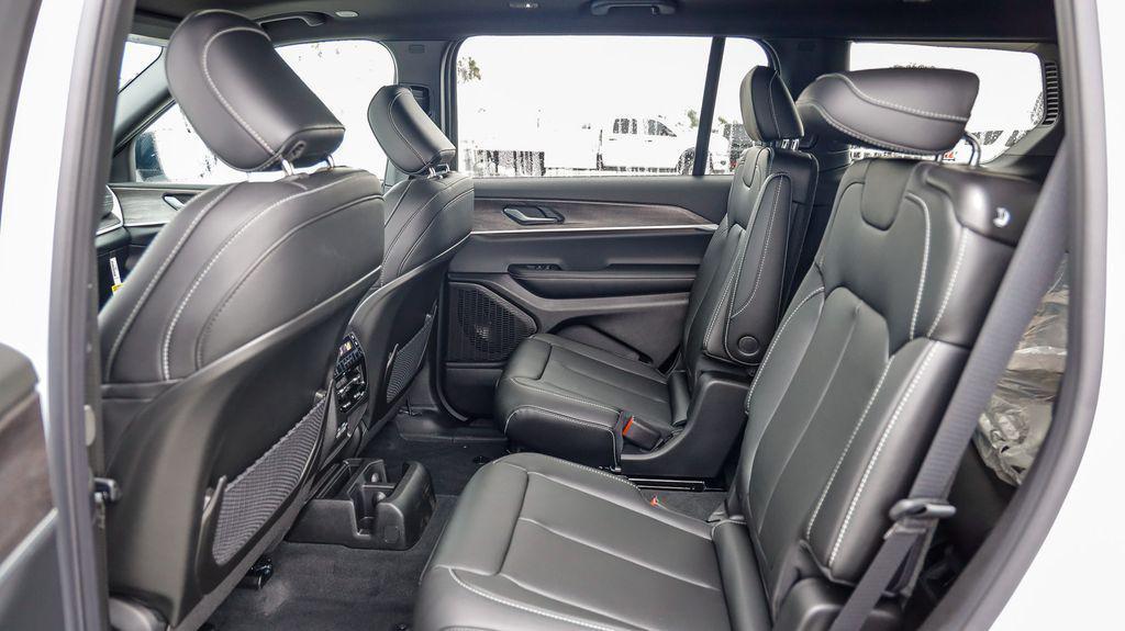 new 2025 Jeep Grand Cherokee L car, priced at $40,490