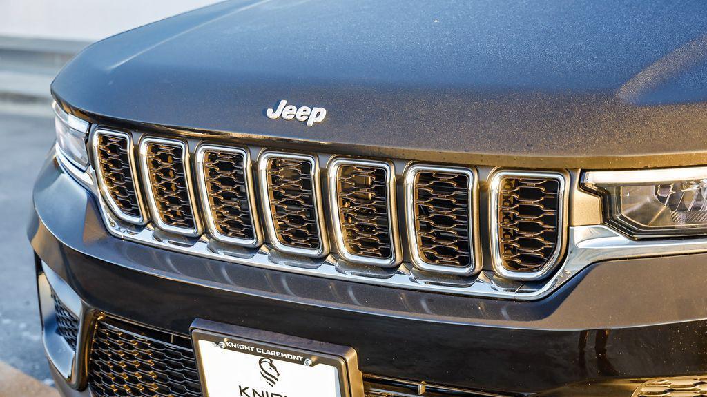 new 2025 Jeep Grand Cherokee car, priced at $33,468