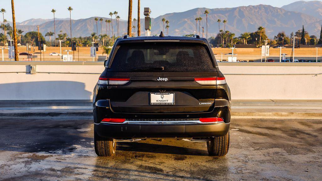 new 2025 Jeep Grand Cherokee car, priced at $33,468