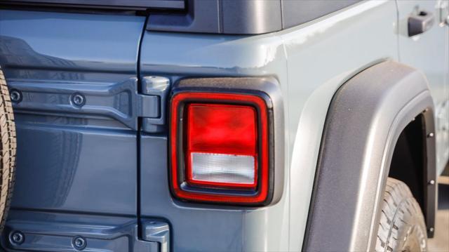 new 2025 Jeep Wrangler car, priced at $39,175