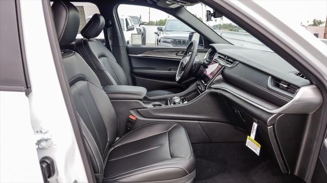 new 2025 Jeep Grand Cherokee L car, priced at $47,125