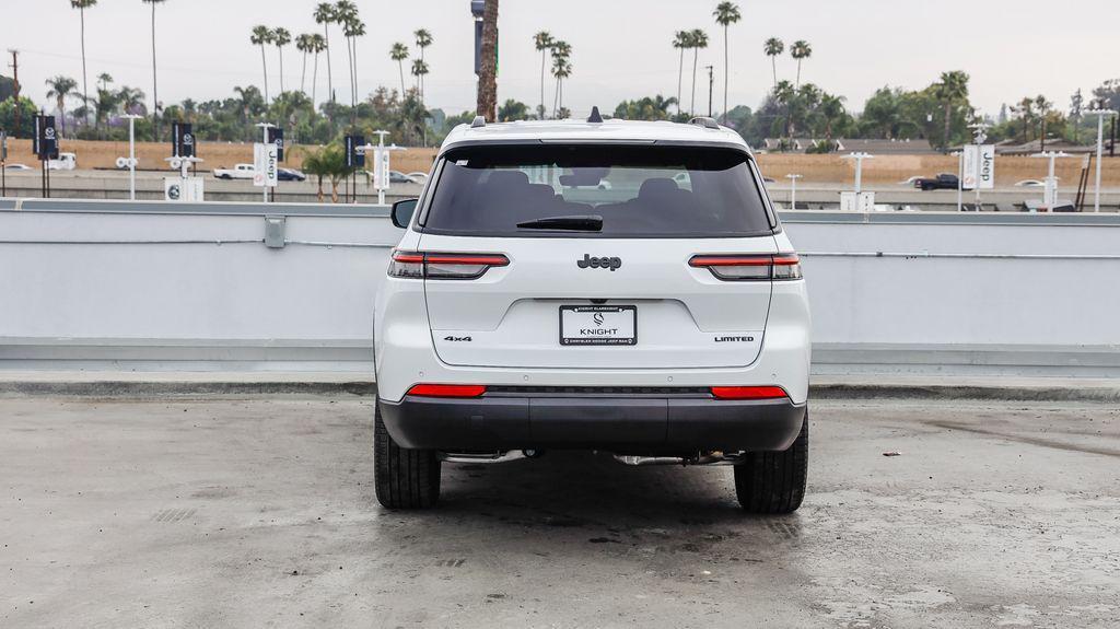 new 2025 Jeep Grand Cherokee L car, priced at $38,495