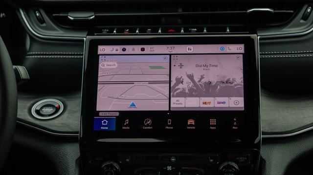 new 2025 Jeep Grand Cherokee L car, priced at $47,125