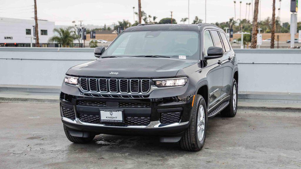 new 2025 Jeep Grand Cherokee L car, priced at $40,276