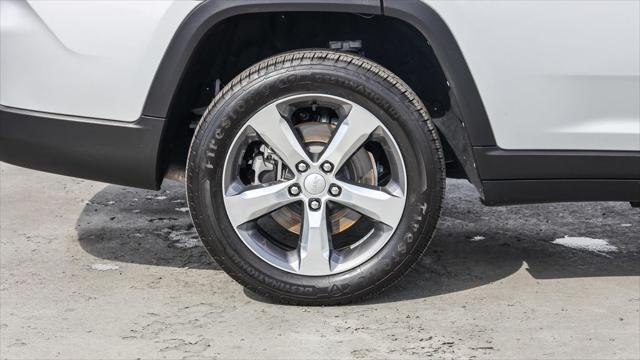 used 2022 Jeep Grand Cherokee L car, priced at $26,995