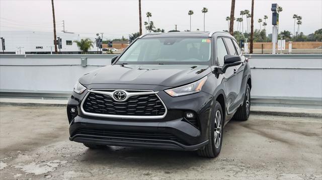 used 2024 Toyota Highlander car, priced at $37,495