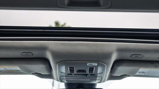 used 2024 Toyota Highlander car, priced at $37,495
