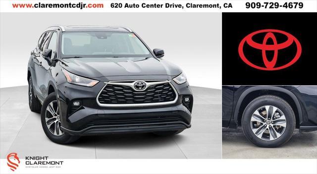 used 2024 Toyota Highlander car, priced at $41,995